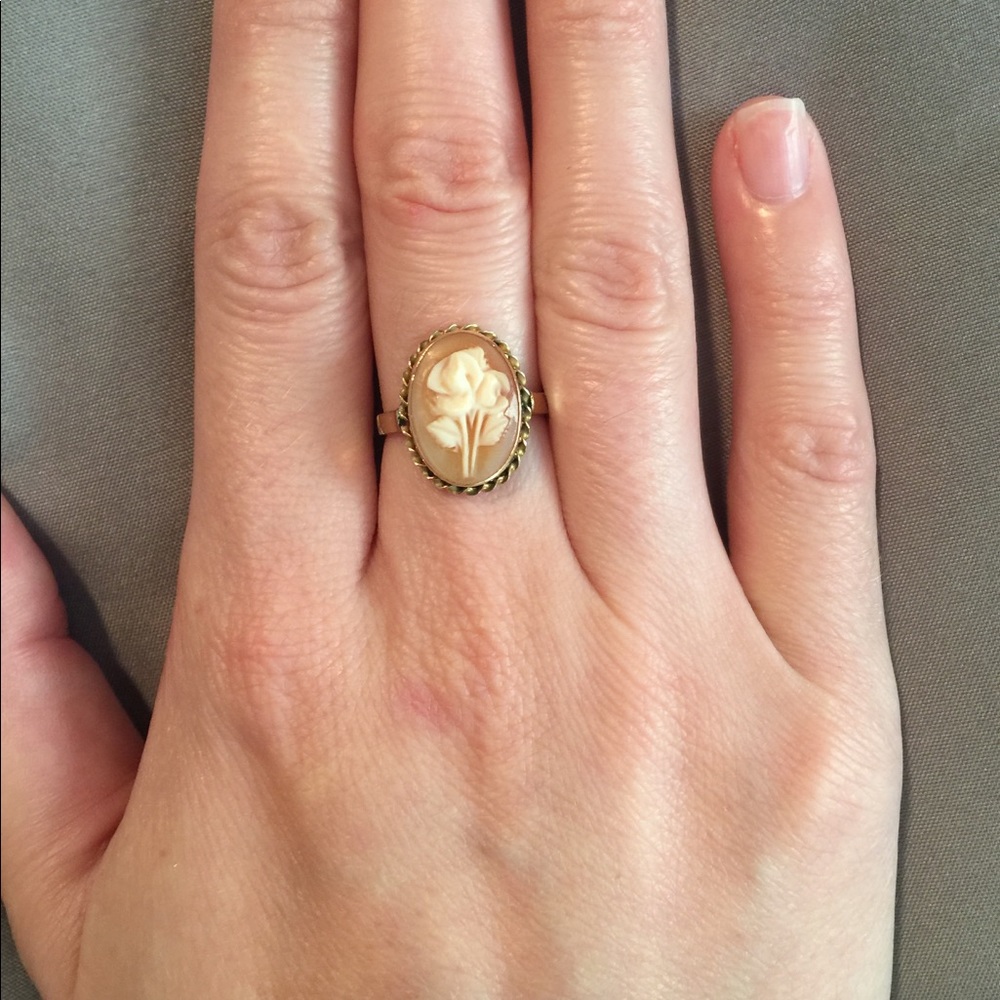 14K Cameo ring